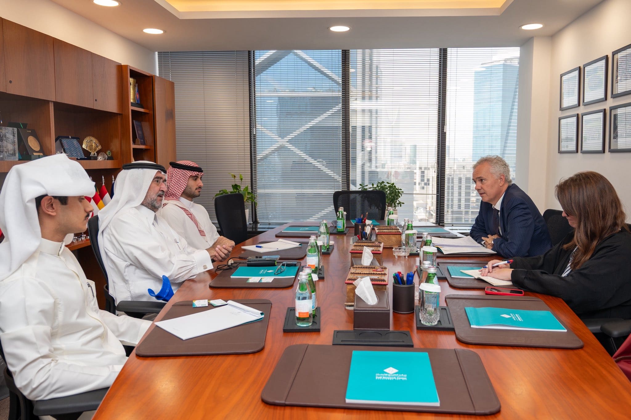 Dr. Abdulaziz Sager, Founder and Chairman of the Gulf Research Center (GRC), met with Mr. Patrick de Vries from the European Institute of Peace